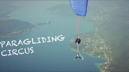PARAGLIDING CIRCUS