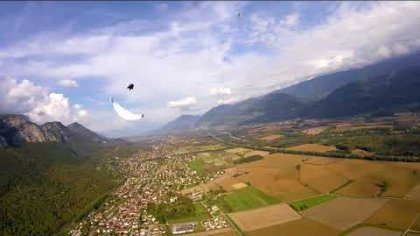 Acro paragliding Vs Drone racer